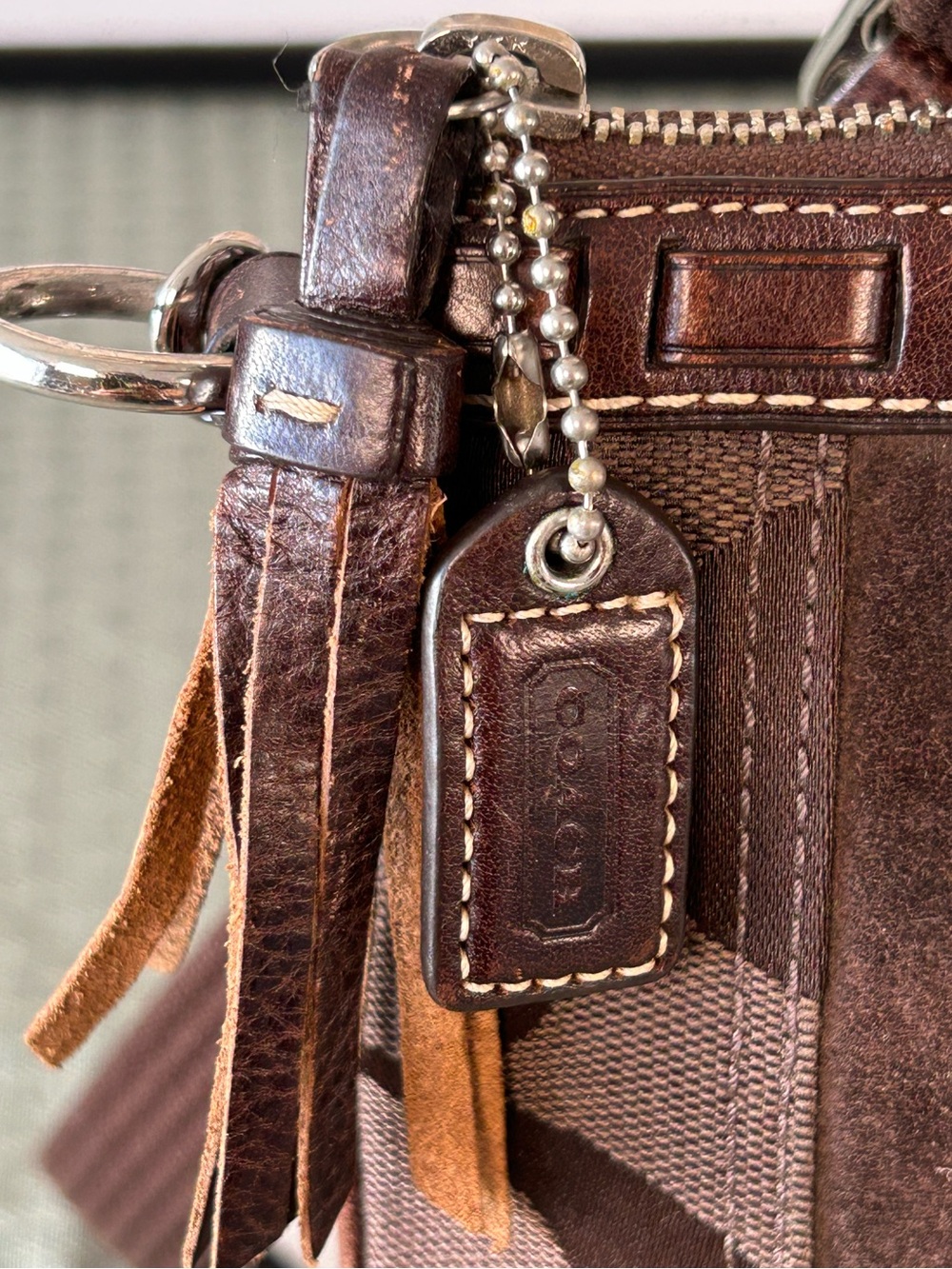 COACH 2006 Vintage Hamptons Python Trimmed Signature Swing Pack 😍❤️‍🔥 - Picture 5 of 17